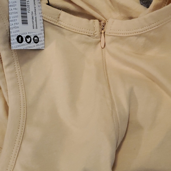 Boohoo women's sleeveless unitard - Picture 7 of 8